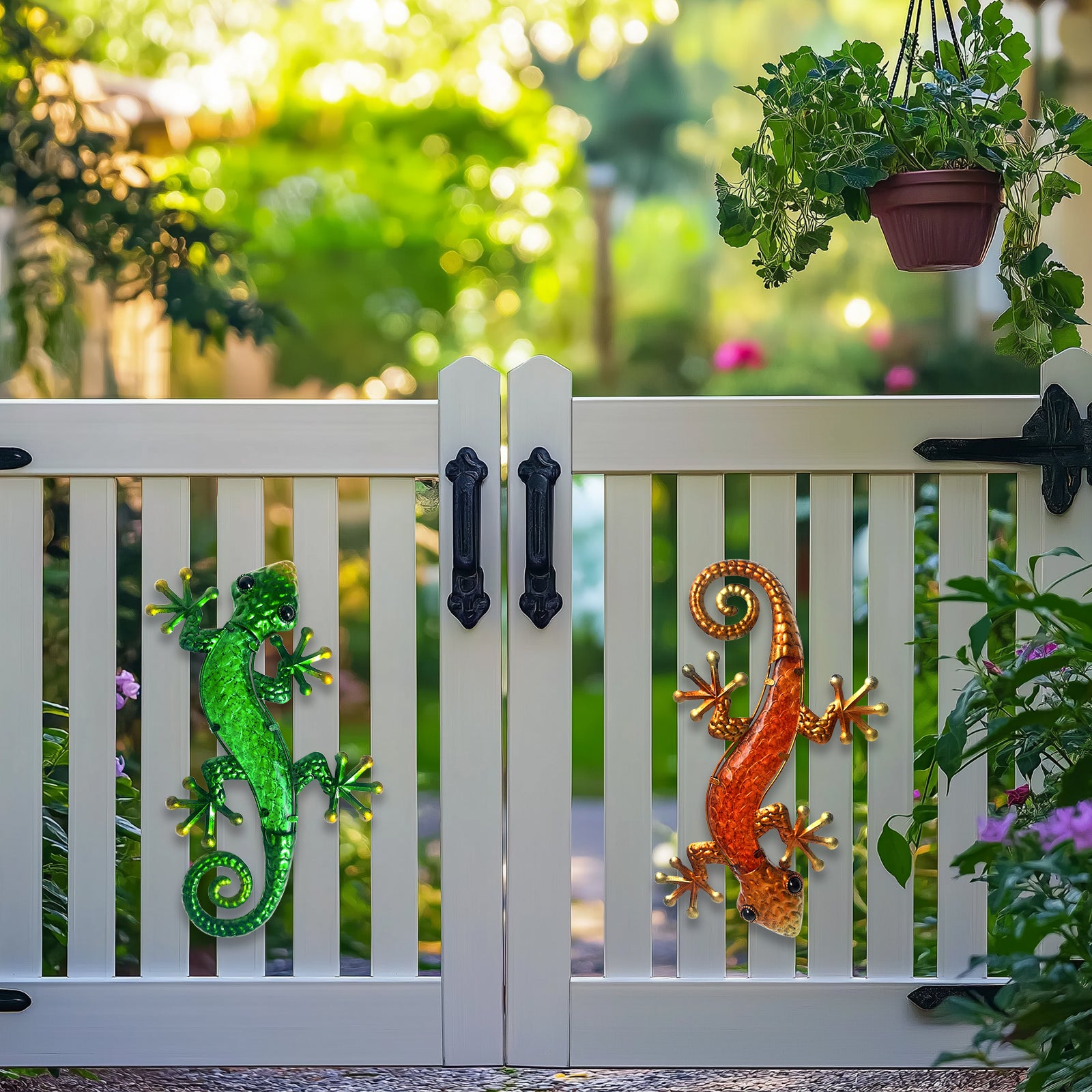 Metal Wall Lizard Decor Set of 2 Green and Orange Outdoor Art