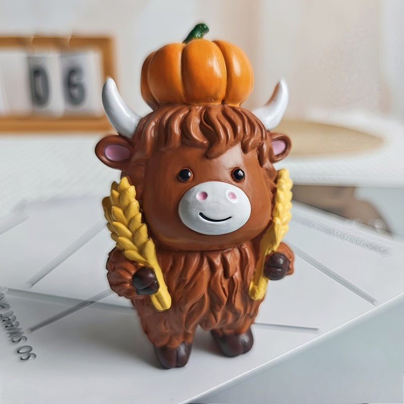 Resin Highland Cow Figurine Cute Animal Shelf Decor