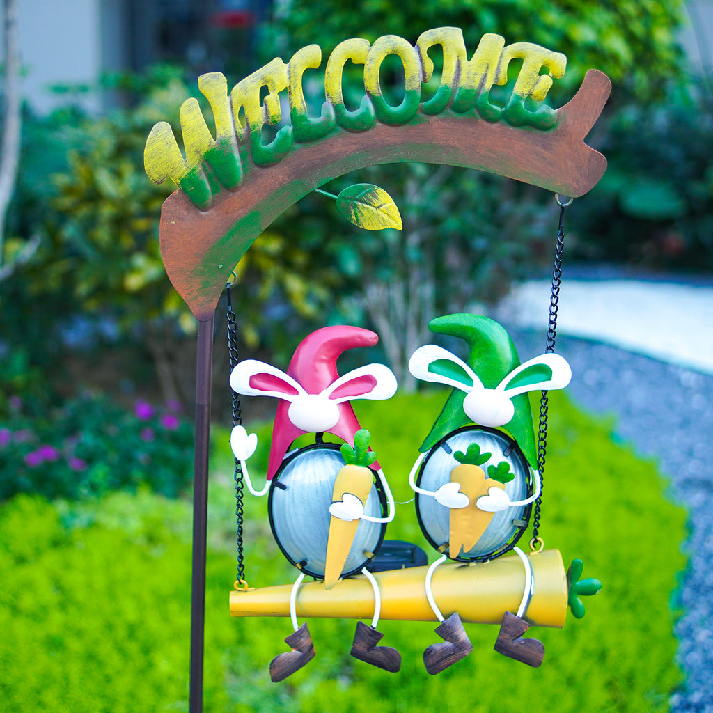 Solar Gnome Swing Light with Welcome Sign for Outdoor Decor