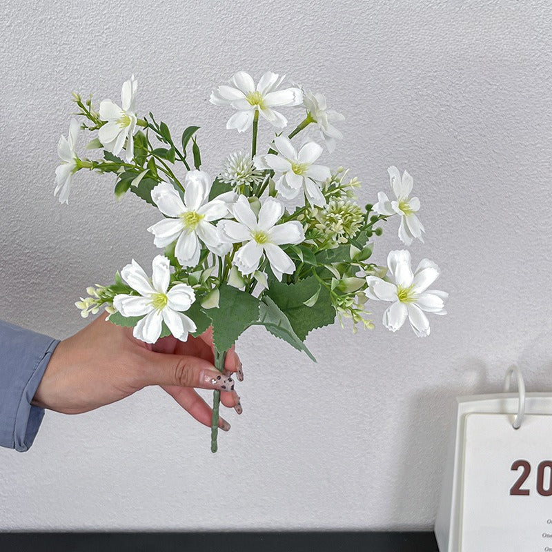 Artificial Daisy Flower Stem Faux Silk Spring Floral Decor