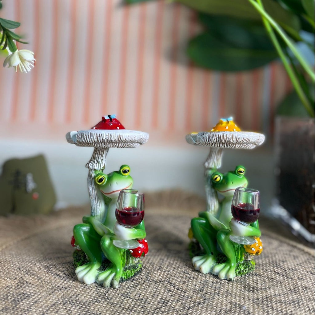 Resin Frog Mushroom Wine Glass Garden Figurine Decor