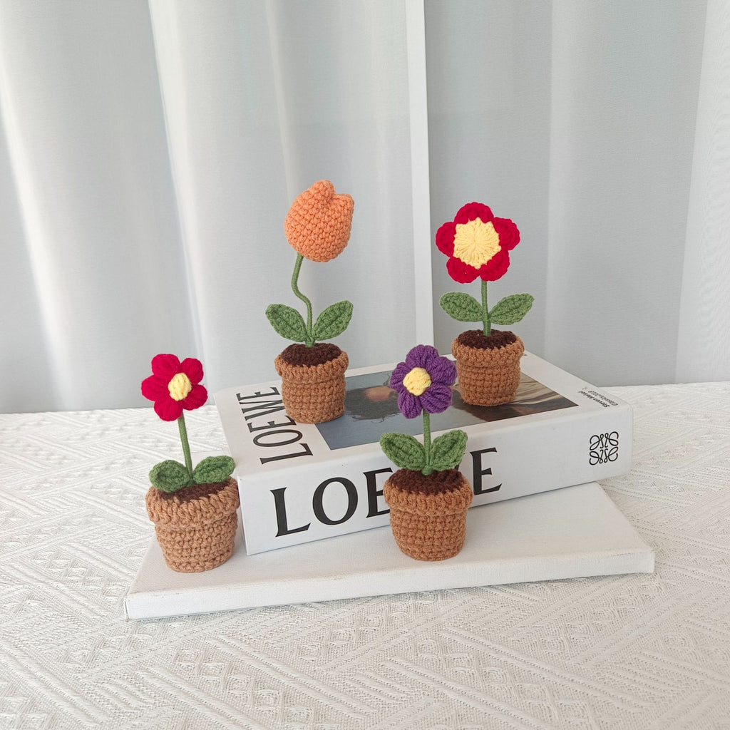Valentine’s Day Crochet Potted Flowers Cute Gift Decor