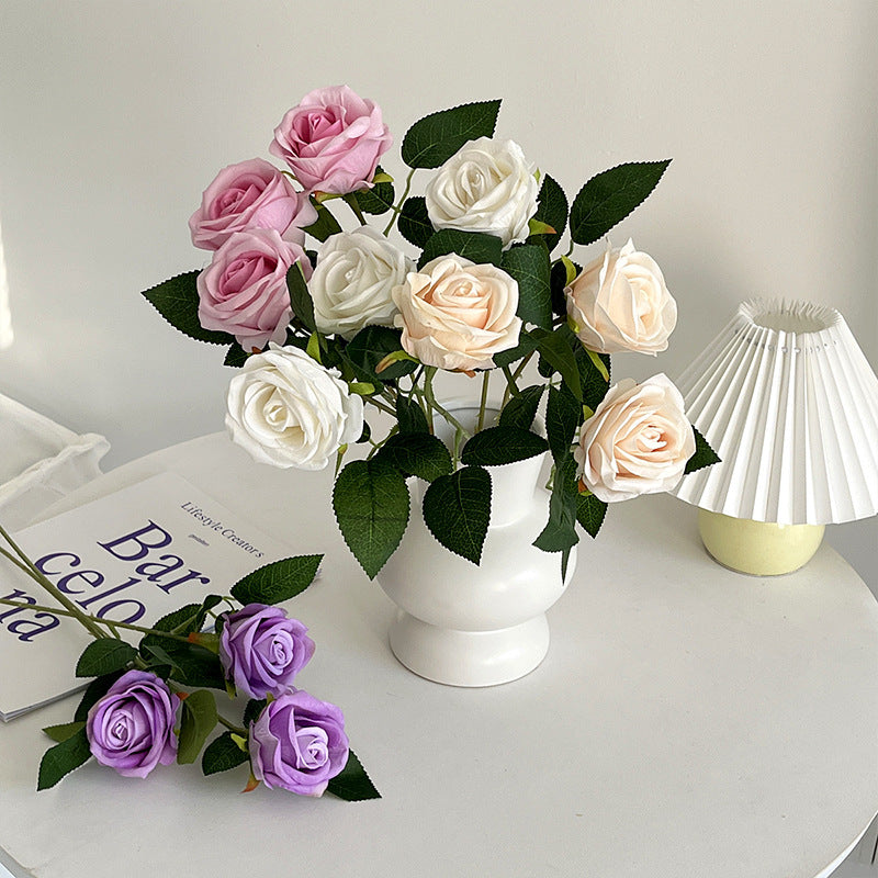 Valentine’s Day Single Stem Silk Rose for Romantic Decor