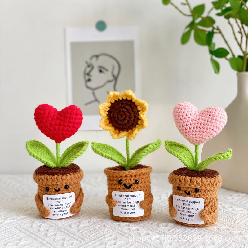 Valentine’s Day Crochet Heart Flower Pot Gift Decor