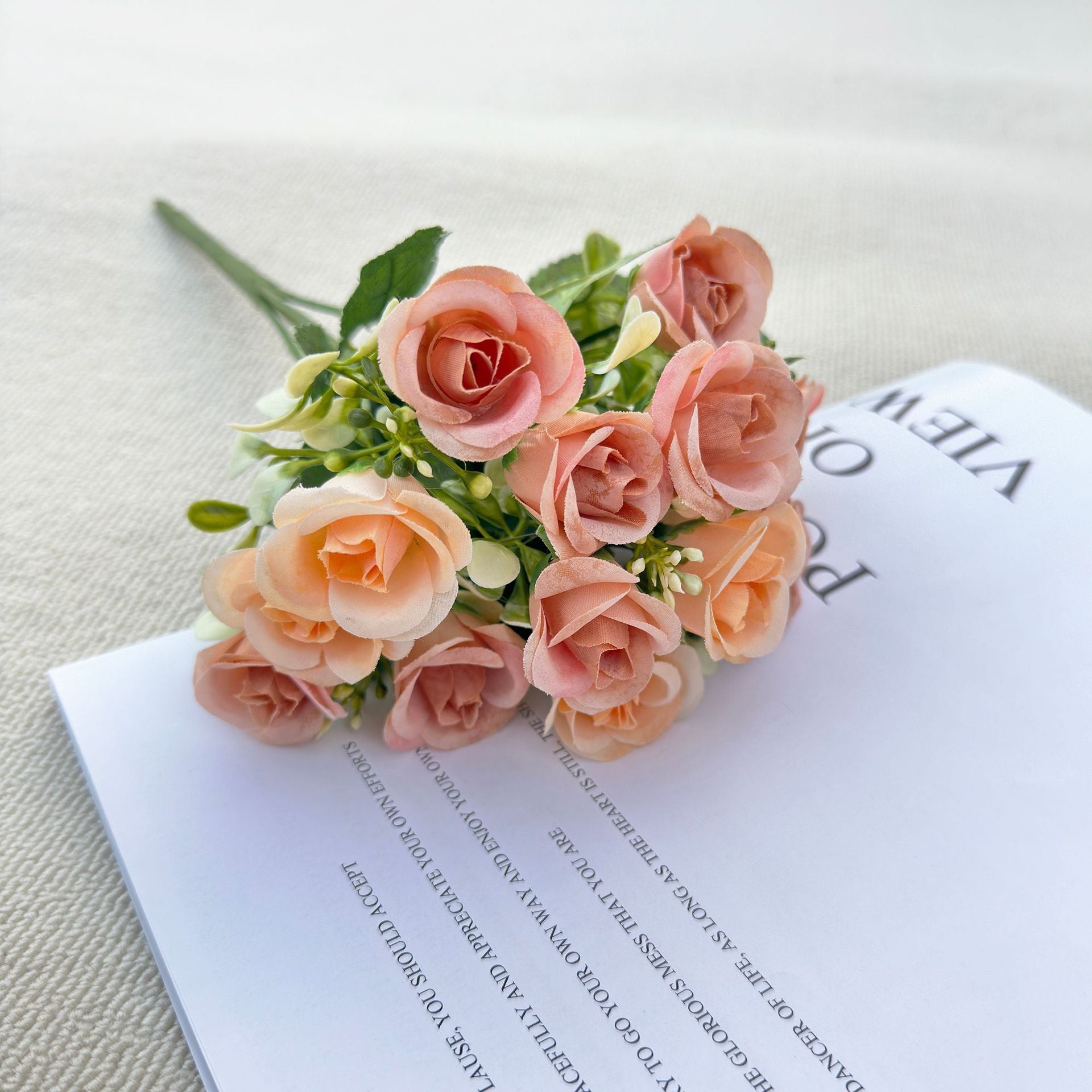 Valentine’s Day Mini Rose Faux Flower Bouquet Decor Gift