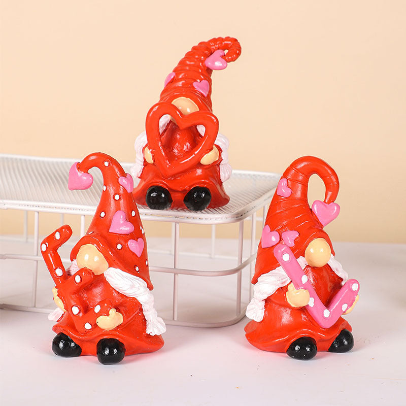 Valentine’s Day Resin Gnome Figurine LOVE Decor Gift
