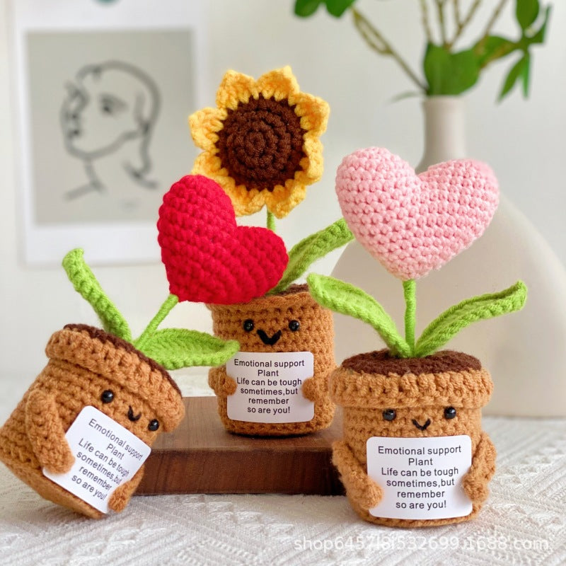 Valentine’s Day Crochet Heart Flower Pot Gift Decor