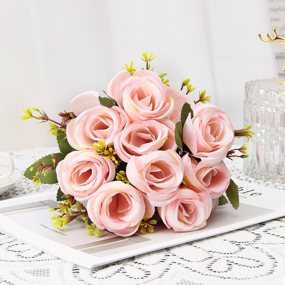 Valentine’s Day Vintage Faux Rose Mini Bouquet Home Décor
