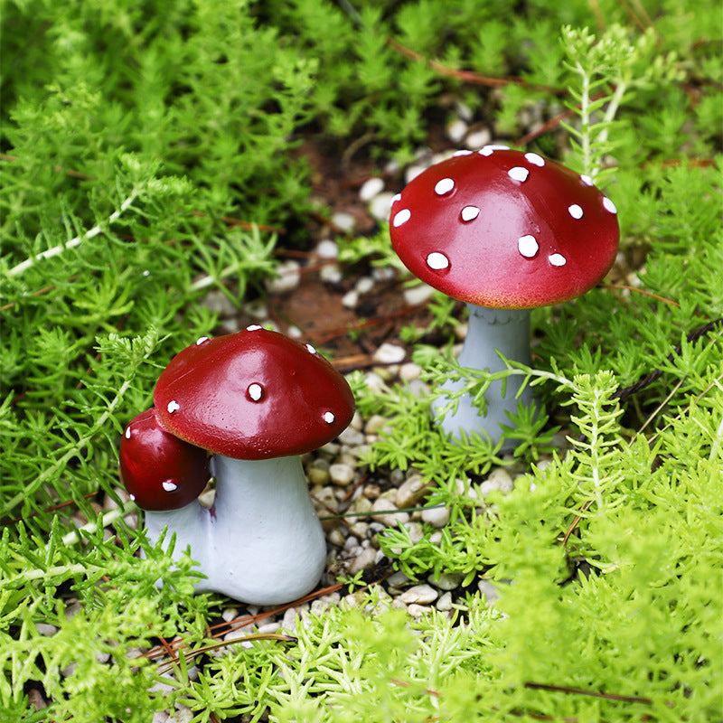 Resin Mushroom Garden Figurines Outdoor Yard Decor