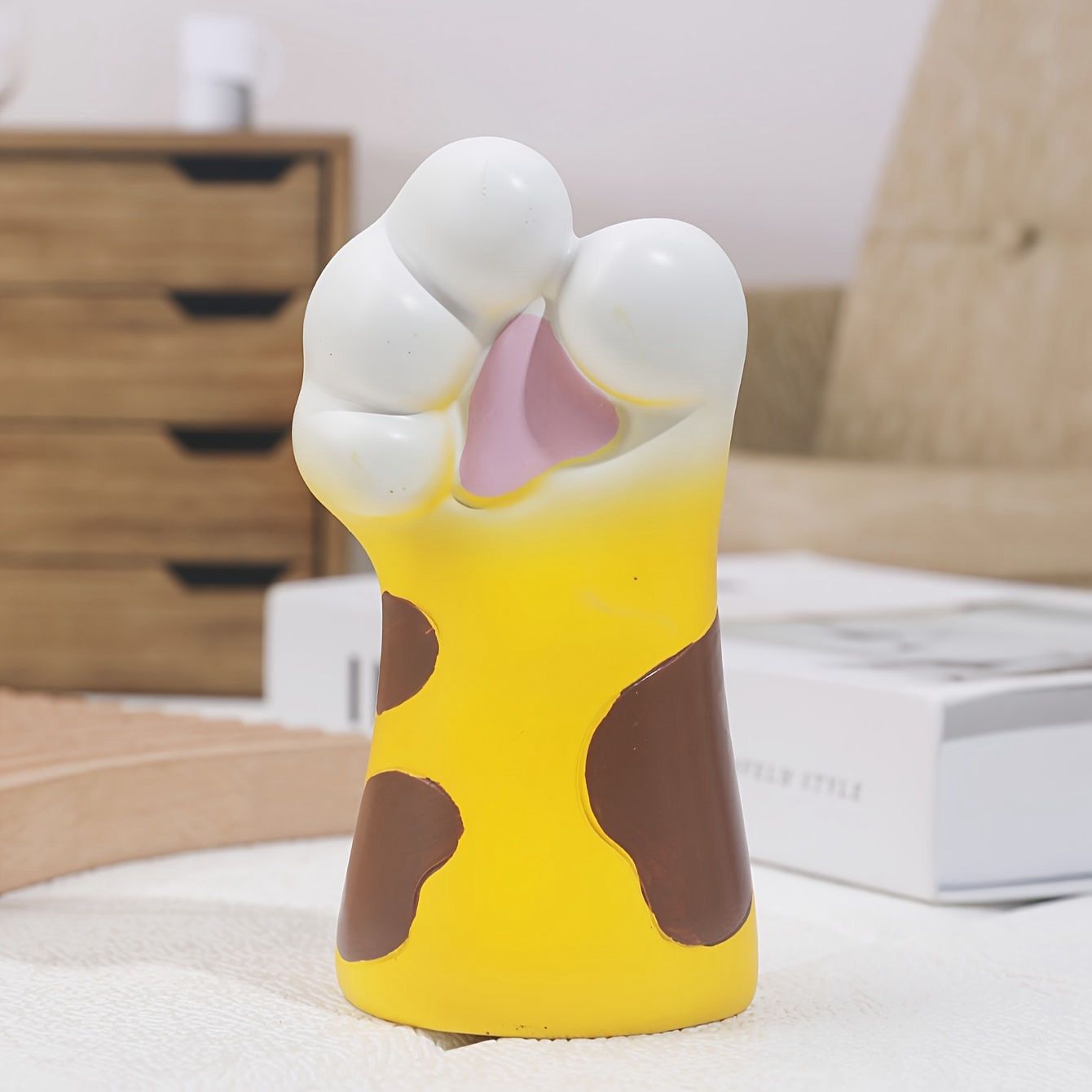 Resin Cat Paw Vase Decorative Desk Home Office Figurine