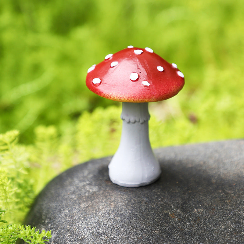 Resin Mushroom Garden Figurines Outdoor Yard Decor