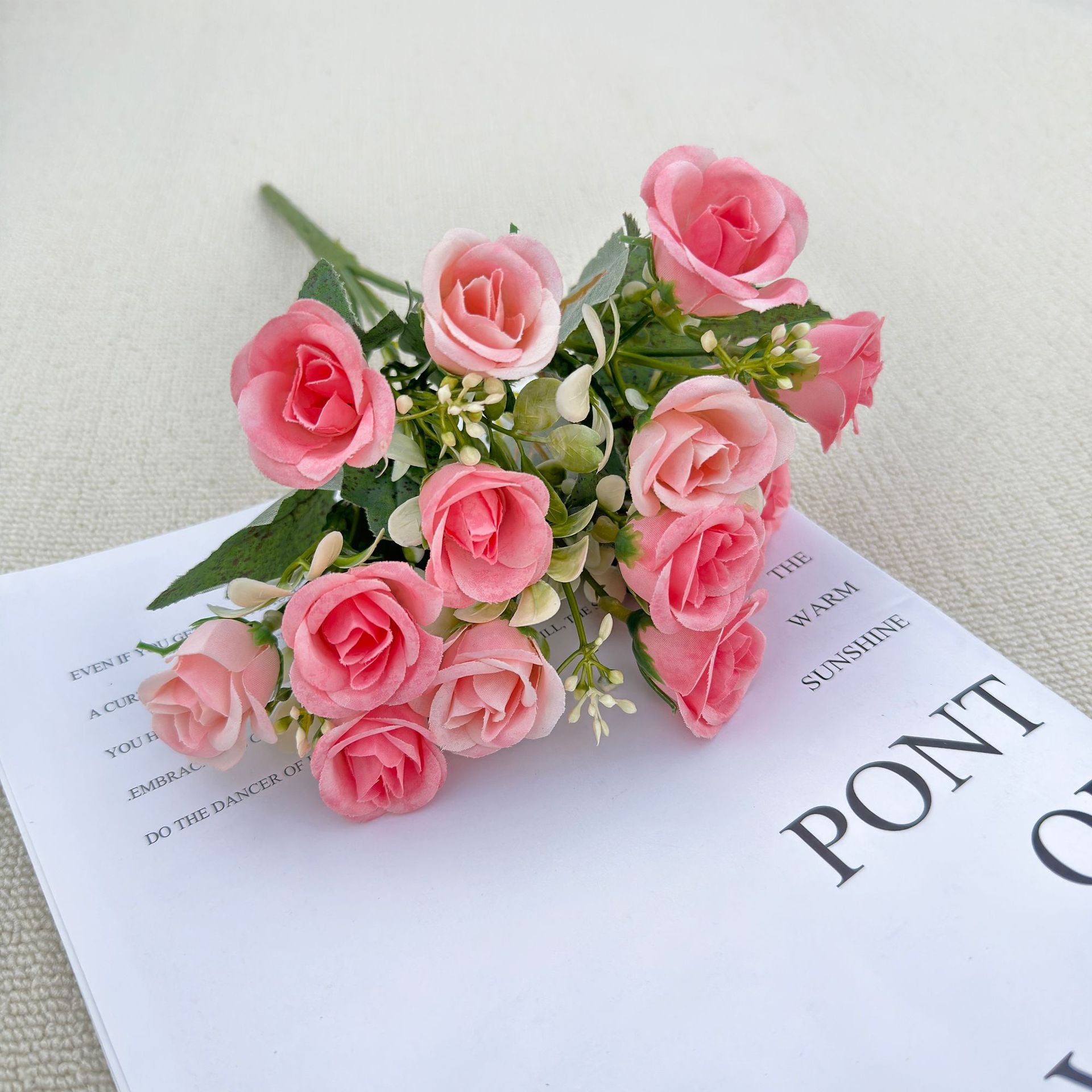 Valentine’s Day Mini Rose Faux Flower Bouquet Decor Gift