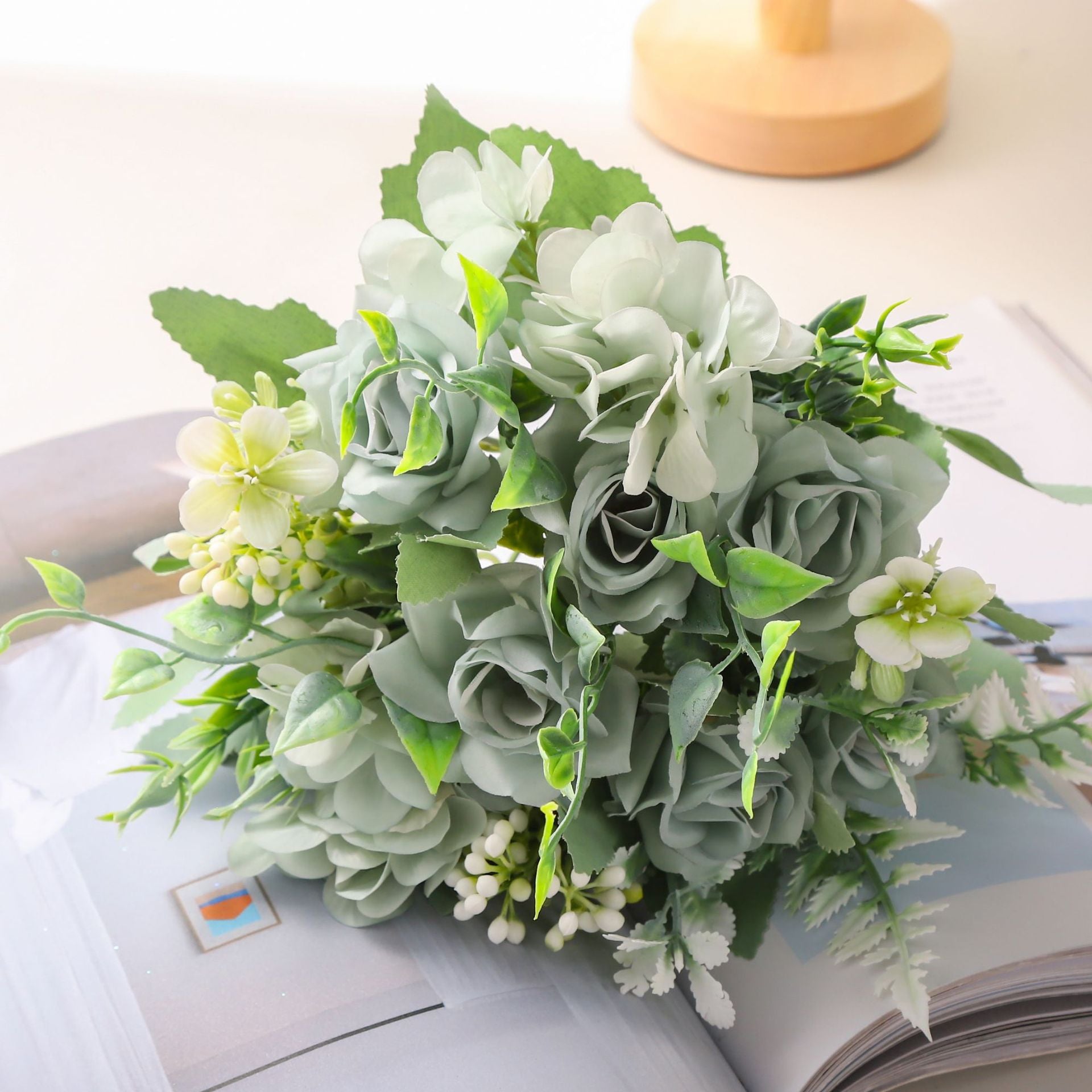 Valentines Day Romantic Rose Artificial Bouquet Home Decor