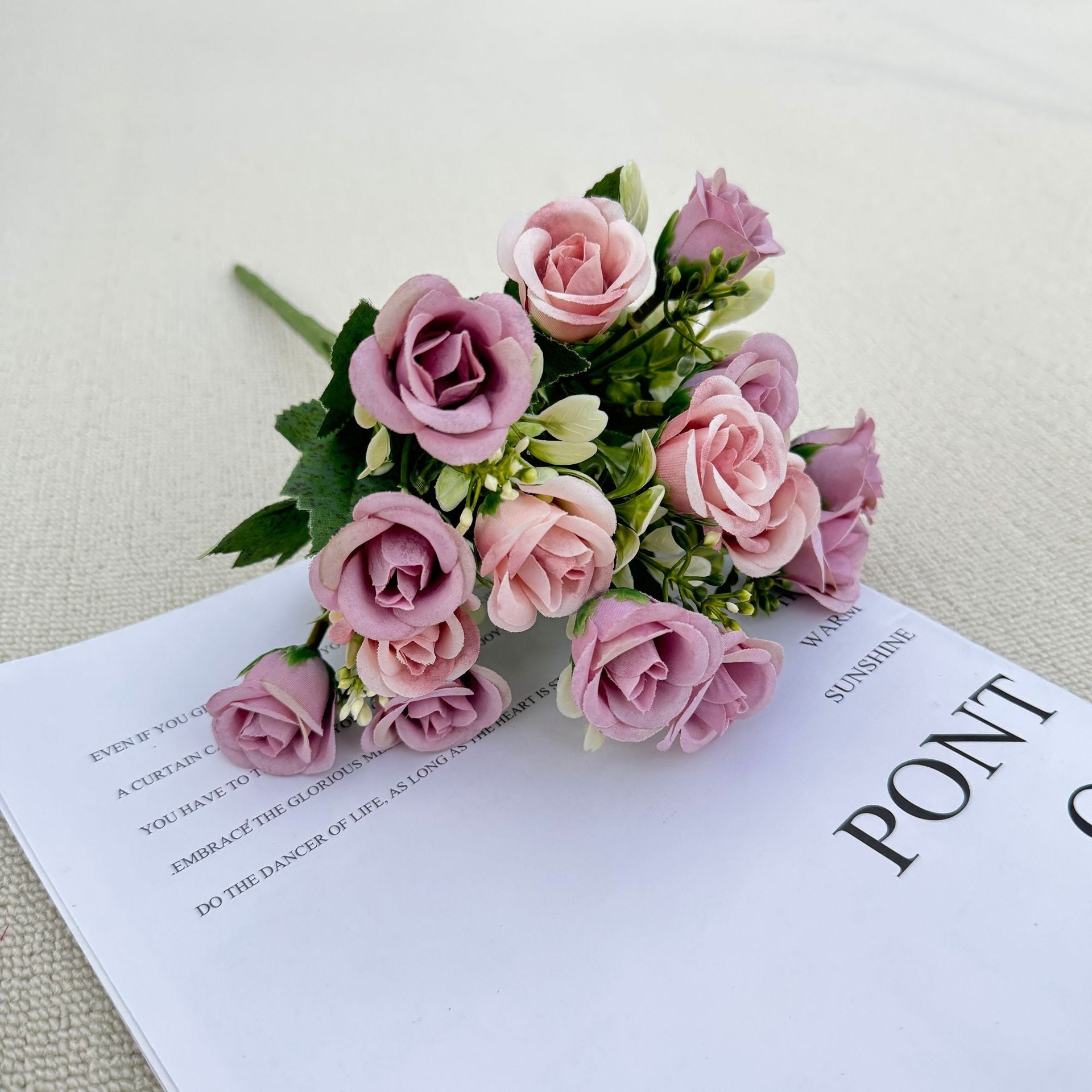 Valentine’s Day Mini Rose Faux Flower Bouquet Decor Gift