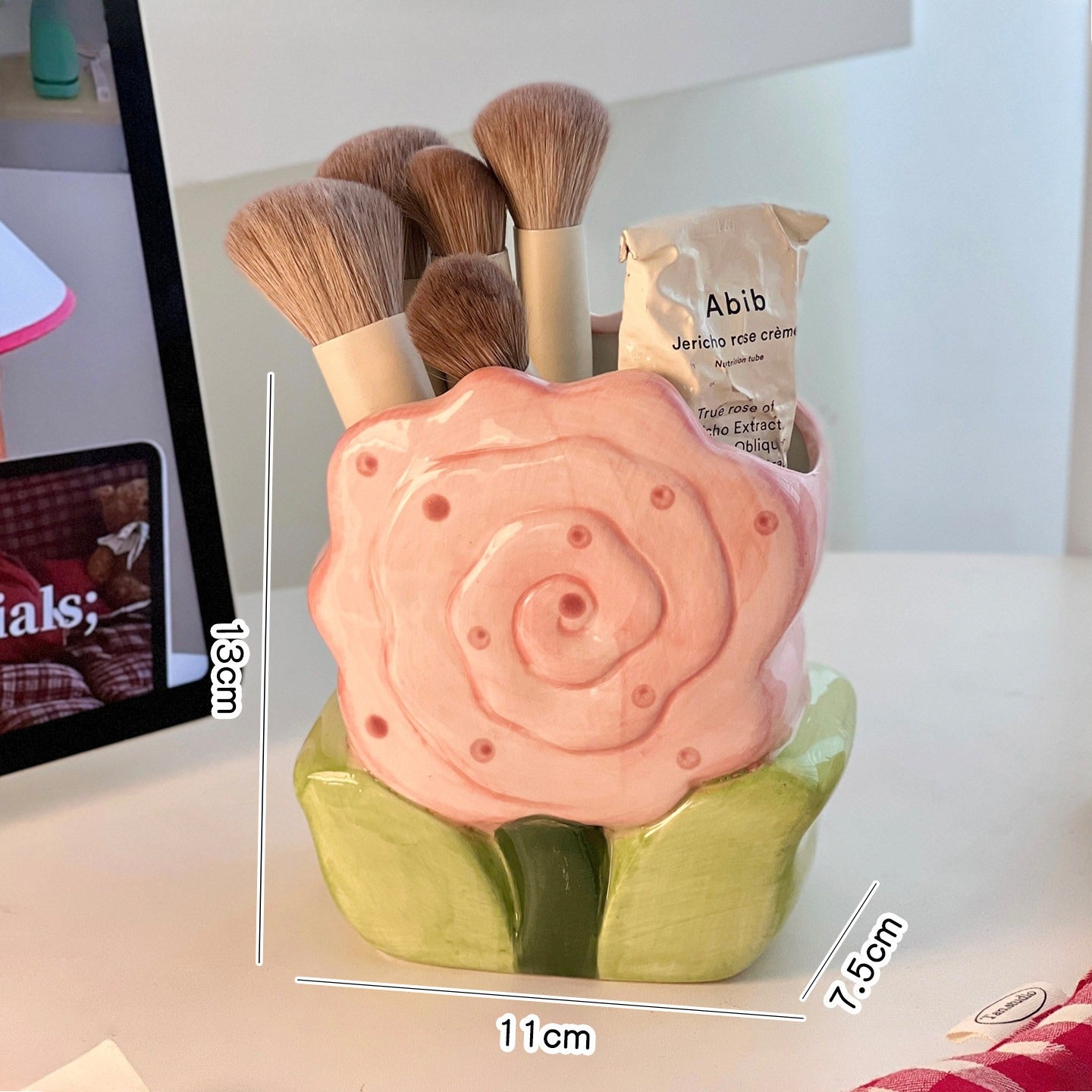 Flower Heart Ceramic Makeup Brush Holder Desk Organizer