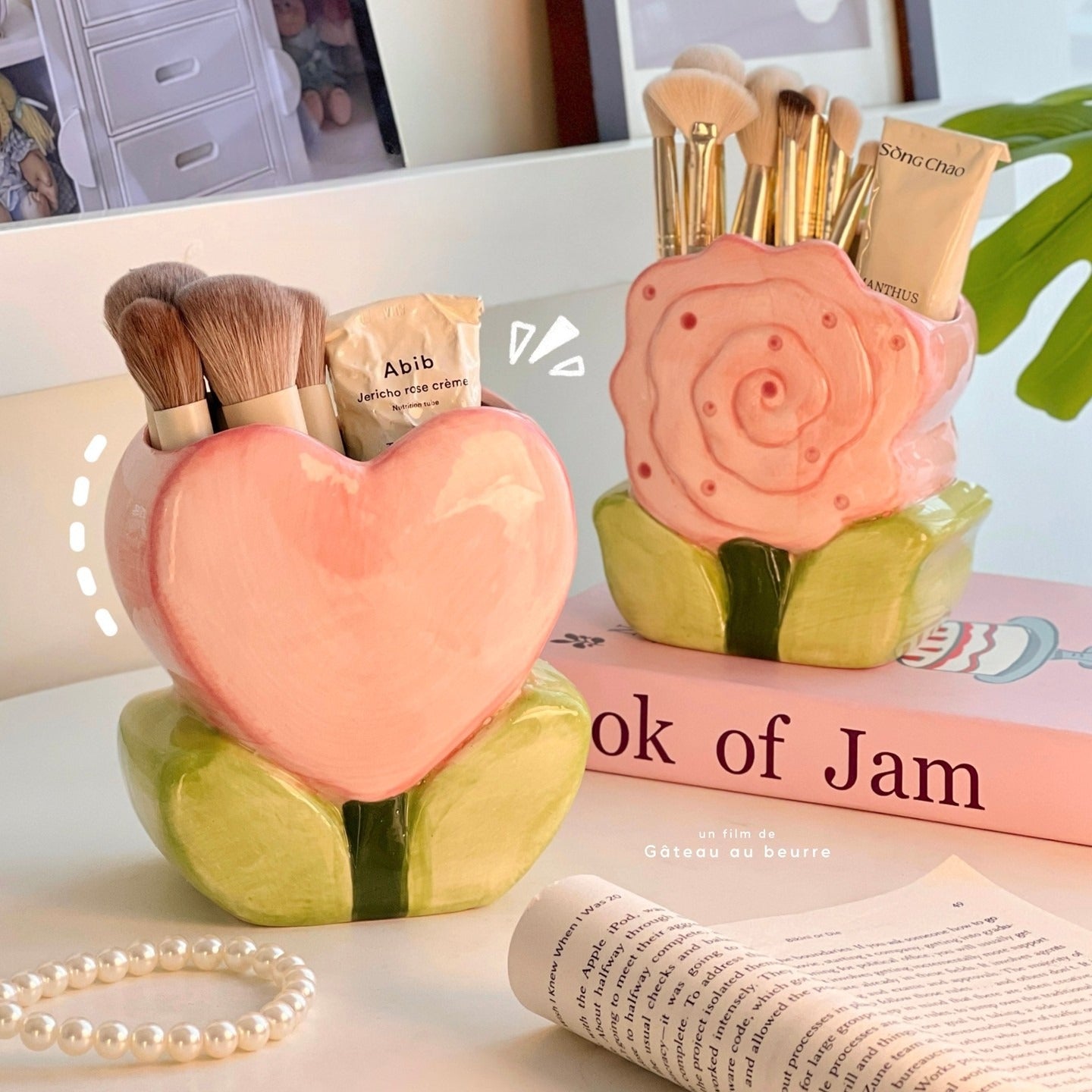 Flower Heart Ceramic Makeup Brush Holder Desk Organizer